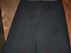 H&amp;M Black Pants - Size S