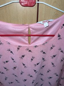 Cute Light Pink Top With Umbrella Print
