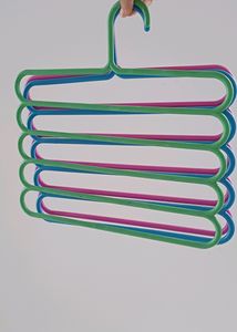 Hangers Set Of 3
