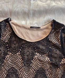 Black Lace Top🪩