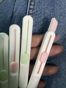 PLUSH Face Razor pack 4