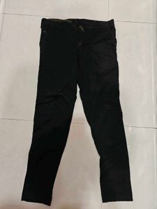 Black Chino pant