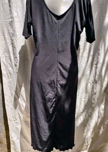 11.27.4 SEXY LONG GOWN