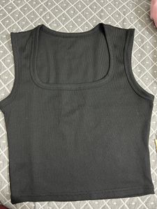 Black Sleeveless Tank Top
