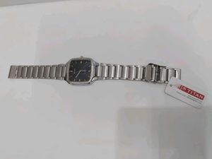 Titan Quartz Watch - Classic Style