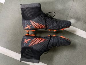 Vector X Jaguar Football Shoes