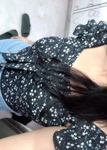 cute floral padded crop top