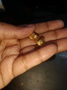 18crt gold hoops earrings