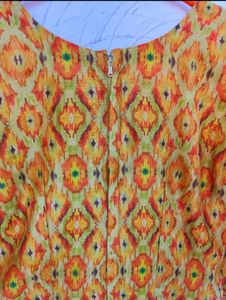 Chanderi Silk Wooden Square Embellished Button