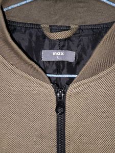 L size jacket max brand