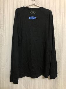 UNDER ARMOUR BLACK LONG SLEEVE T SHIRT