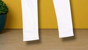 V86 Size-34 Slim Jeans