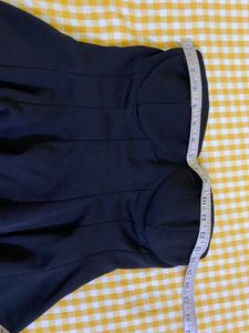 Chic Black Bandeau Top Bust 32(stretchy)