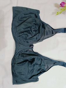 🇳🇿💫💗Charcoal Colour Lining Bra with Mesh Print