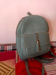 bags for daily use and college girlies 💗