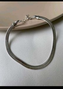 1 Silver Herringbone Snack Chain Anklet