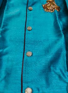 sherwin with trouser ,42 size it&#39;s new never used