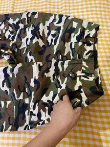 Camo Print Joggers Waist 28