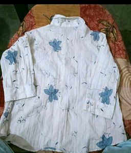 1 शर्ट बटन वाली खुल्ली ढुल्ली पूरी बाजू button