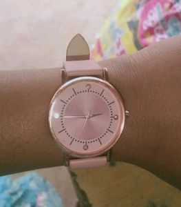 Pinky Watch
