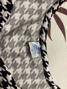 Houndstooth Print Top
