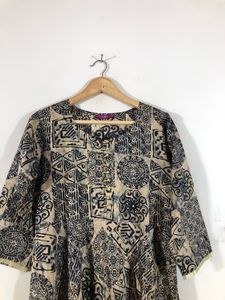 Multi Colour Printed A-Line Kurta(Women’s)