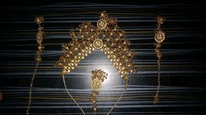 Jewellery Set With Classic Look