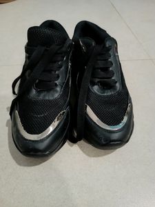 Black Sneakers