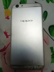 oppo F1s