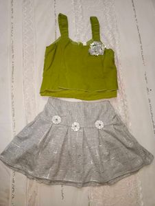 Girls' Green Top & Skirt Set
