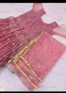 ❣️Front Cut Lehga+lehga Choli Set❣️
