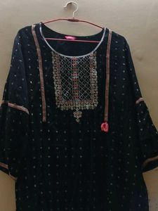 Embroidered Black Kurti