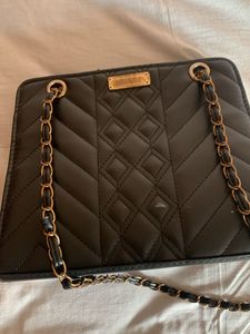 Black Hand Bag(uae)