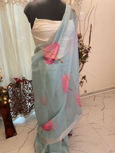 Elegant Floral Saree(blouse not included)