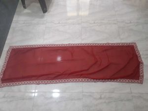Elegant Maroon Gawon