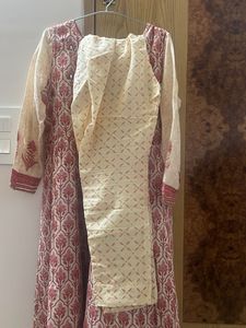 Set Of 2 Pink Embroidered Salwar Kameez
