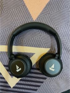Boat Rockerz 450 Headphones