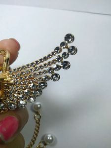5 pcs Stone Butterfly claw with Korean Style Clip