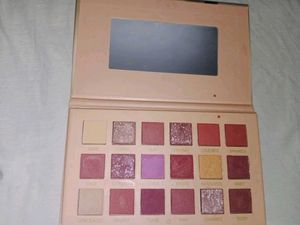 A Nude Brand Eyeshadow