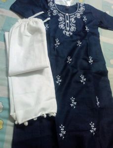 Kurti With Pant. Medium Size. (M)
