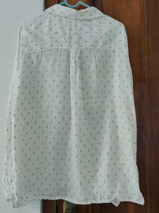 Elegant White Patterned Blouse