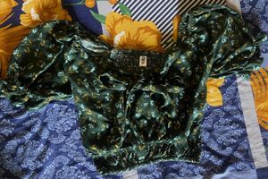 Zara Floral Puff Sleeve Crop Top