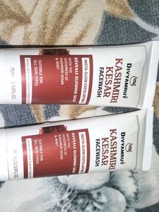 Divyamurat Kashmir Kesar Facewash For All Skin Typ