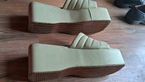 Ladies Footwear Size 7