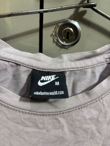 nike oversized T shirt