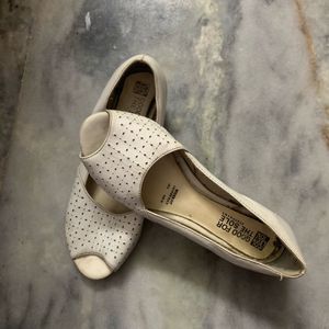 heel sandals for girls