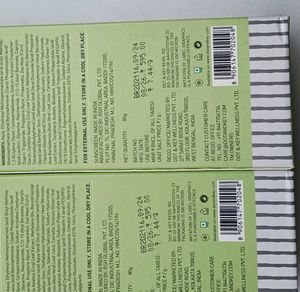 2 Dot and key Cica Calming Mattifying Sunscreen