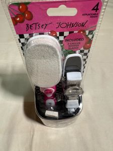 Betsey Johnson 4-in-1 Total Foot Tool.