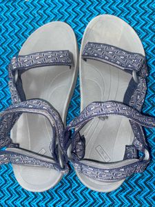 Teva Slippers Brand New