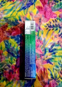 Herbal Toothpaste With Harbal Extracts